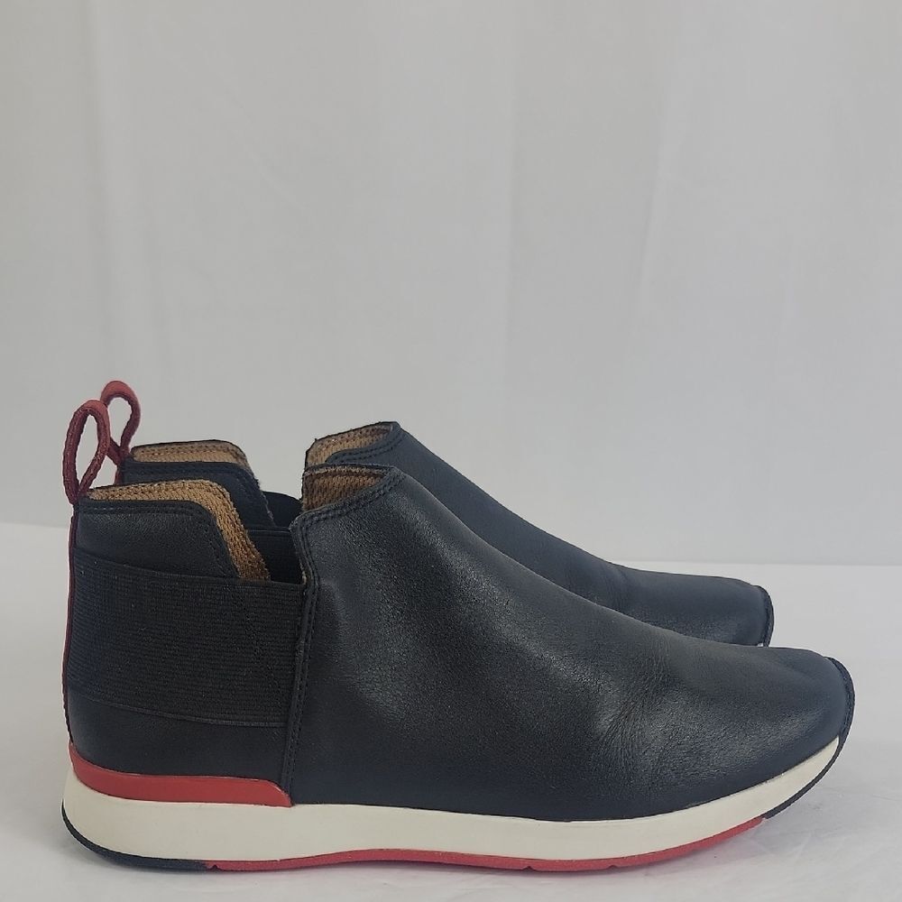Vionic Cosmic Cece Casual Women's‎ Sneaker Bootie - Picture 7 of 11